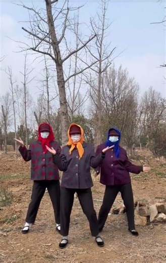 The Easiest Square Dance Tutorial You’ll Ever Watch