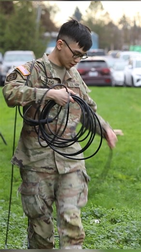 364th ESC | Watch 364th ESC Soldiers train on Single Channel Ground and Airborne Radio System (SINCGARS) and Joint Battle Command-Platform (JBC-P),... | Instagram