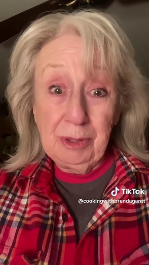 Carrot cake Hot tea. Brenda gantt cooking