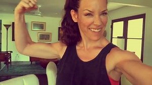 20K views · 2.8K reactions | Taking a cue from the fit and healthy @jessicabiel on this #4thofjuly #flex4forces #AntiWarIsProSoldier | Evangeline Lilly | Facebook