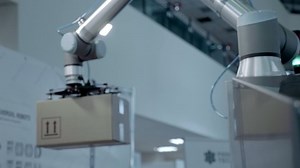 clip-1085748458-robot-arm-uses-vacuum-suction-cups-transport