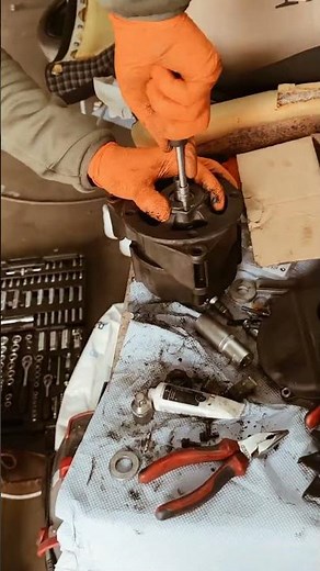 How to repair a broken alternator of old Mercedes 💥
