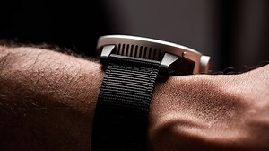 6.8K views · 34 reactions | The MATRIX PowerWatch is the worldâ€™s first smartwatch that you don't have to charge. Powered by your body heat, it measures calories burned, activity level, and sleep using our advanced thermoelectric technology. It is the only smartwatch to feature a power meter which displays how much electrical power you are generating. This weekend only--buy with the 30% discount here: https://indiegogo.click/matrixwatch | Indiegogo | Facebook