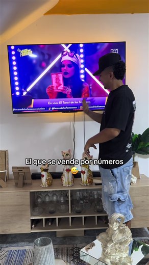 Video de Millán (@mr.andresmillan) relacionado con “vending machine money”