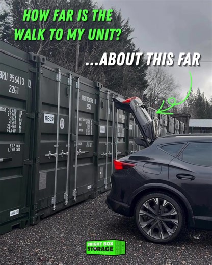 A question we get asked all the time is “How far’s the walk to my unit?” …it’s about one car-door swing and zero excuses later 🚗➡️📦😌 Simply pull up, pop the boot, grab your stuff, and you’re already there. No long corridors, no mystery staircases, no cardio you didn’t sign up for. Just park, unload, and carry on with your day - simple and stress-free💪 ✅Secure 24/7 access ✅ CCTV-monitored sites ✅ Flexible sizes ✅ Farnham & Blackheath locations ✅ No minimum contract 📞 01737 46 46 46 🖥️ brigh