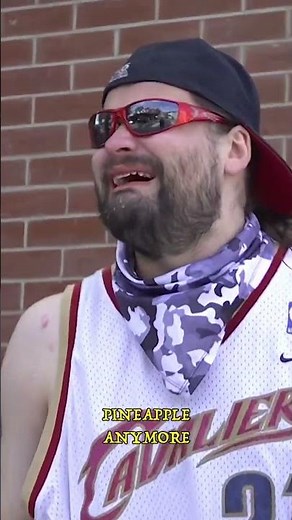 10 pounds of pineapple