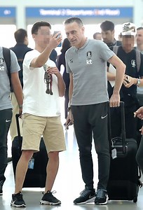 [SW현장메모] 여전한 인기의 벤투호, 팬들 환호받으며 카타르행 닻 올렸다 : 네이트 스포츠