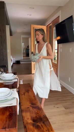 Blue | Do you think I can pass as an ideal housewife? | Instagram