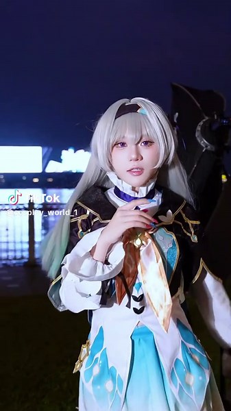 Firefly cosplay - Honkai Star Rail Slow motion shooting CN: Navii Wibi #fireflyhonkaistarrail #fireflycosplay #cosplayedit #hoyocreators
