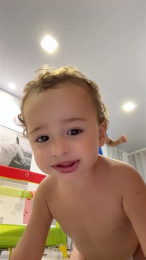 Jacques Vanier on Instagram: "O Luke dançando"