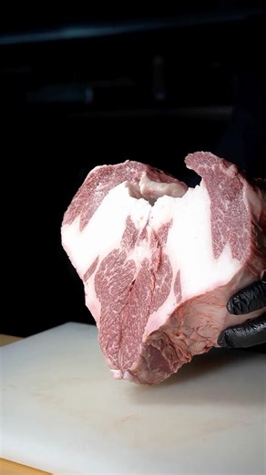 🍔 Wagyu Burgers, Built Around Farmers 🇯🇵