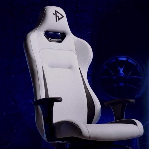 Eleve sua experiência de jogo com a Linha Gamer Flexform. Durabilidade, resistência, ergonomia e design inovador para você focar no que importa: a gameplay. Frete Grátis e em Até 48h* Não perca! | Flexform