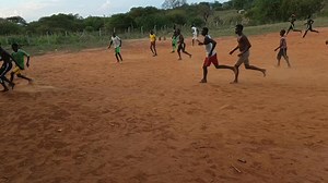 My day one back home, it's Mangoes eve huku kwetu home. My day one we started with football. Huku nimepatana na Kaisendooo😅😅😅. Afande ni deeeno siku zombooo👊🏿🫂💯 #afandedeeno #afandenideeno #digitalpolice #celebratepolice #UtumishiKwaWote #communitypolicing #foryoupageシforyou #foryouシpage #Nairobi #kenya | Afande Deeno