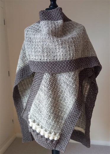 Tunisian crochet pattern, Ivelisse Ruana, ruana crochet pattern, crochet cape, pdf pattern, textured crochet, cosy wrap, poncho women - Etsy France
