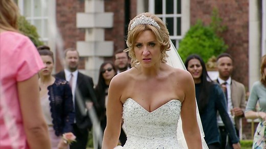 668K views · 7.6K reactions | It's the scene you've all been waiting for - who's your money on? FIGHT!!  | Coronation Street | Facebook