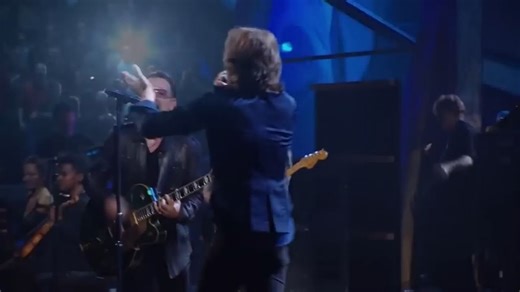 U2 with Mick Jagger & Fergie -  Gimme Shelter (2009)