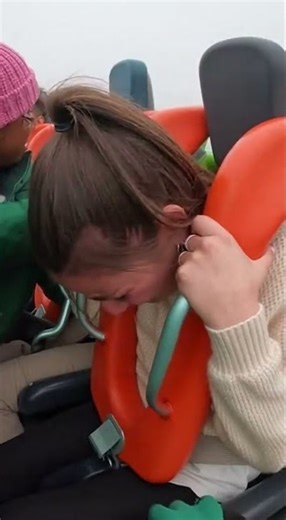 She’s Crying… The Ride Isn’t Moving — Panic at the Top 😨#shortsfeed #shorts