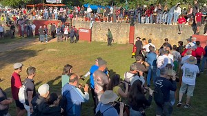 La animación al ritmo de la dulzaina no falta en el Lavalenguas. | El Mirón de Soria