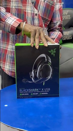 UNBOXING RAZER BLACKSHARK V2 GAMING HEADPHONES 🎧🐉💯USE IT TO MAKE YOUR EXPERIENCE BETTER #razer