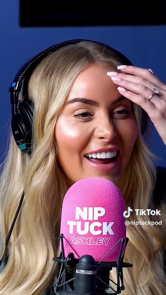 BABY NEWS 👶🏻 @Ashley Stobart ❤️ #pregnant #baby #podcast #fyp