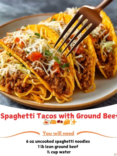 Spaghetti 💞 Tacos with Ground Beef 🍝🌮🥩🧀✨ Golden taco shells packed with spaghetti and savory ground beef in tomato sauce. Italian-Mexican flavor fusion! Ingredients: 6 oz uncooked spaghetti noodles, broken in half 1 lb lean ground beef 😽 | We Want Recipes