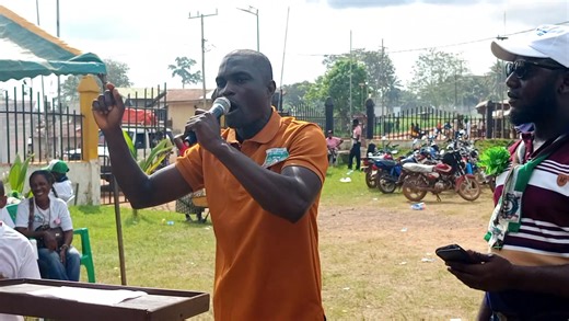 INTERNAL STRIFE EXPOSED: GOVERNING PARTY FUNDRAISER ROCKED BY FRUSTRATED PARTISAN’S PUBLIC REBUKE Dec 3,2025 By D Abraham Cooper Sr Zwedru, Grand Gedeh – The Unity Party's (UP) fundraising rally in Zwedru today was not only overshadowed by external protests but was also severely undermined by a scathing, public denunciation delivered from within the party ranks. Samuel Kulah Howard, a self-identified and dedicated partisan of the governing Unity Party, seized the opportunity during the high-stak