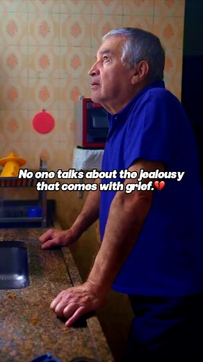 47K views · 859 reactions | It’s not jealousy. It’s grief...wishing you could have back the kind of normal that once felt effortless. Don’t shame yourself for feeling the sting. It’s love remembering what was yours. ❤️‍啕 #GriefJourney #SilentGrief #LifeAfterLoss #LoveLivesOn #InvisibleGrief #YouAreNotAlone #StillHurting #GriefAwareness | Dealing With Grief | Facebook