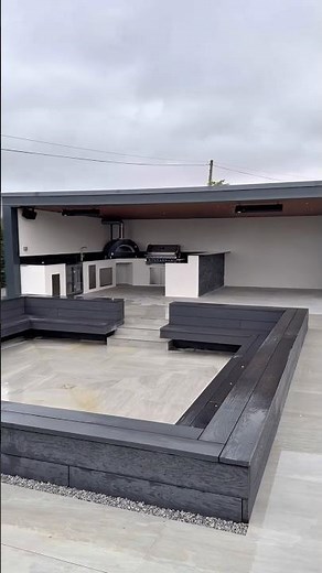 Outstanding modern outdoor kitchen build 👀🔥