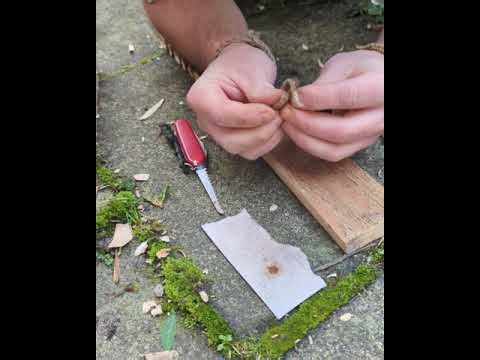 Fire with cotton wool and rust: FIRE ROLL method