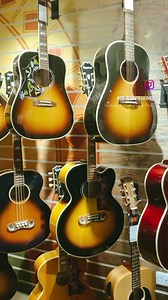 Checking out the great selection of @gibsonguitaruk @gibsonguitar at @guitarguitarcamden today #davedavies #thekinks | Dave Davies