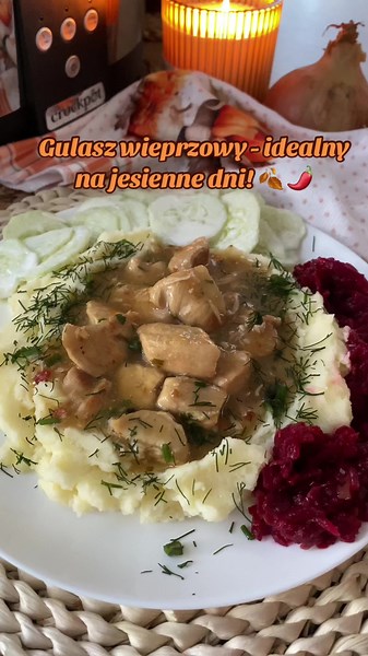 Gulasz wieprzowy - tradycyjny przepis na jesień!