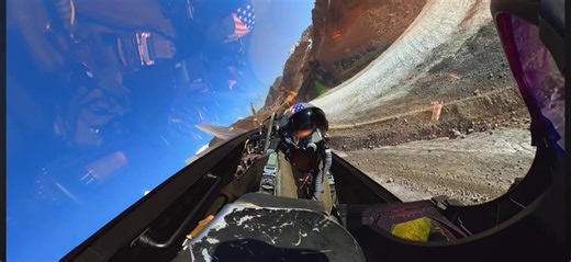 F-22 Raptor Cockpit view 🏔️#f22 #low #flying #airforce