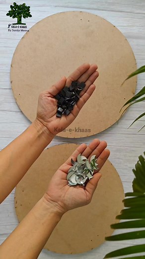 Artwork: Mirror Glass Mosaic wall mirrors, Magenta 💞💞 Created for Pinky Ji from Hyderabad 😊 Now You can also create gorgeous mirror mosaics on your own😀 With my expert guidance and inspiration🤗 Whether you're a beginner or an art enthusiast looking to try something new, this class is perfect for you😃 👉Registrations Open: Mirror/Glass Mosaic Masterclass Batch #9 Already mentored 1100 students in the last 8 batches😃 Now it's your turn ☺️ 👉In my online class, I'll guide you step by step on