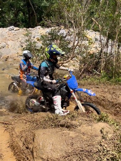 Discover the JRS5 Adventure with Sisa