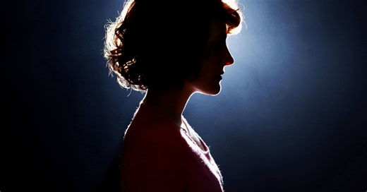 8 signs you're an ambivert—they're 'underrated' and 'more successful' than introverts or extroverts: Psychology expert