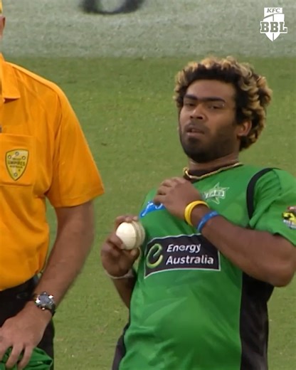 1.5M views · 30K reactions | Best bowling figures in BBL history  Relive the only six-wicket hauls in the Big Bash from Rashid Khan, Ish Sodhi and Lasith Malinga! | BBL | Facebook