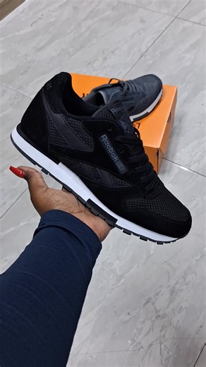 Reebok Shoe Sizes Available for Delivery