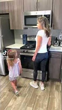 Daughter spanking mom🥒😱😱