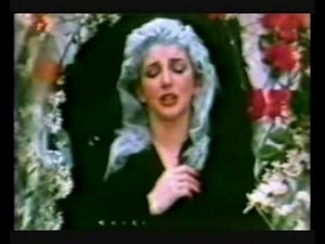 Kate Bush - The Kick Inside (Efteling)
