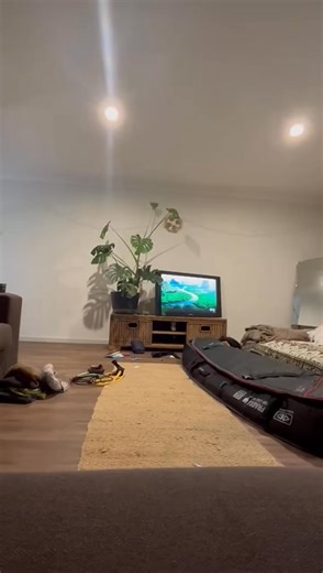 Invisible danger prank 😂😂😂 #invisibledangerprank #funny #boyfriend #funnymoments #trending #funnycompilation #funnyvideos #OMG #funnymoments #funny | Scare prank