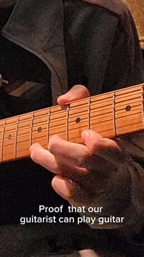 Mastering Guitar Playing: Tips and Techniques