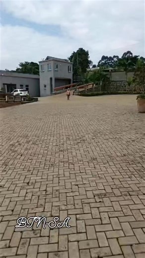 51K views · 899 reactions | La 8ème merveille du monde se trouve à Mbengwi dans la région du Nord-Ouest Cameroun. (THE ABI FALL RESORT) Je n'avais jamais imaginé qu'il pouvait avoir quelque chose de ce genre dans mon pays le Cameroun. Abonnez-vous pour la suite des découvertes. #surlechemindumilliard | Ex Milliadaire | Facebook