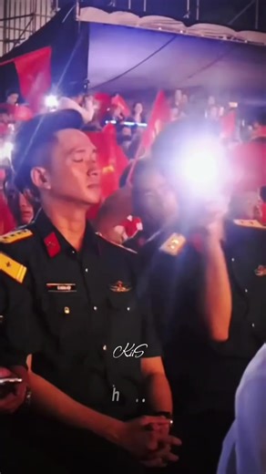 "Tâm bất biến giữa dòng đời vạn biến" 😆#lehoanghiep #ngầu_chất #a80 #...