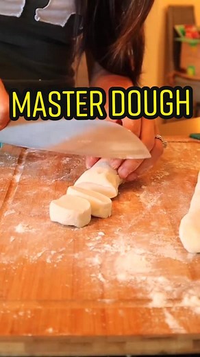 You only need this one dough to make whatever you like! Noodles, Dumplings, you name it 😃 #cooking #dumplings #chinesefood