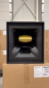 ✅ Selling for a customer: 12x Pioneer XY-2E 8”/1” neodymium top NEW!🔊All info & prices on our website www.kinxsound.com!👑 🔊 Track: @locklead.music . . . #pioneer #subwoofer #proaudio #sub #speaker #speakers #linearray #amp #amplifier #audioproduction #livemusic #frequency #decibel #soundengineer #club #dj #deejay #nightlife #beats #loudandclear #movinghead #movingheads #stage #turntable #turntables #mixer #festival #goodvibes #vibes #veranstaltung @pioneerproaudio | Kinxsound