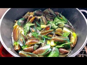 How to cook tinolang tahong (Seafood shellfish soup)