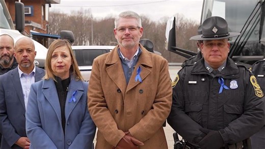 FMCSA Highlights signs of human trafficking with Truckers Against Trafficking | Women in Buses Council