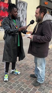 Je teste un sans abri avec l’argent ou la Bible , sa réaction m’a fait pleurer #france #paris #eglise #jesus #christ #amour #temoignage #histoire | Dolait Champagne
