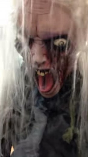 Chair Screamer: Most terrifying Halloween prop ever?