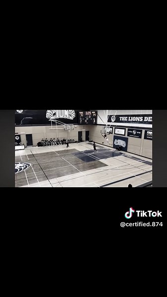 Punching everything now#dunk #virał #basketball #viralvideos #popular